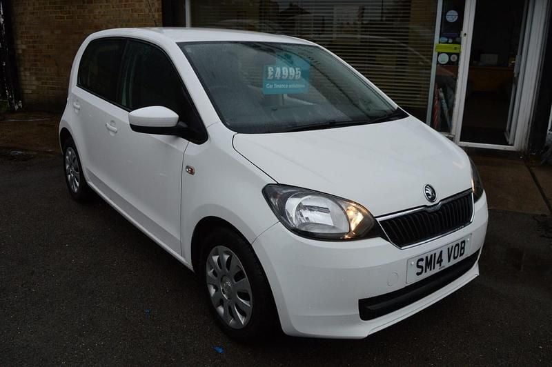 White Used 2014 Skoda Citigo SE Hatchback | £4,955 (Fair price) - Image 1/4