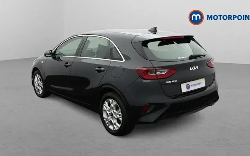 Used Kia Ceed 160 HP (117 kW) 2023 Black Hatchback