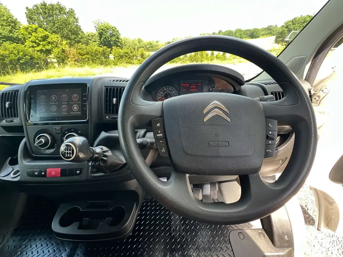 Used Citroën Relay 140 HP (102 kW) 2023 White Van