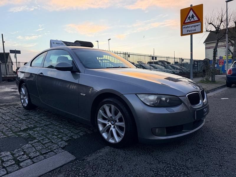 Used BMW 320 174 HP (127 kW) 2007 Grey Coupe