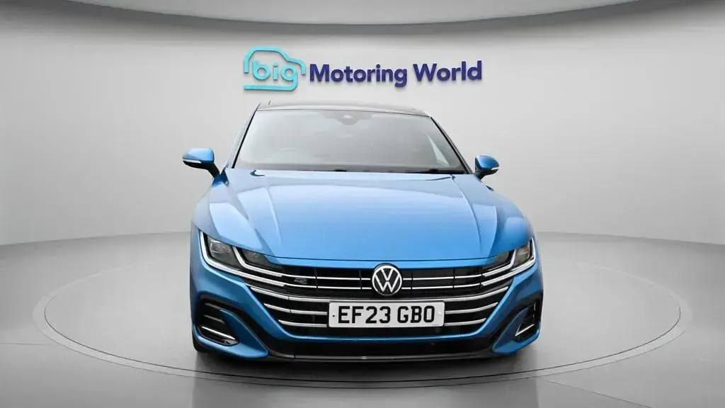 Used VW Arteon R-line 218 HP (160 kW) 2023 Blue Hatchback
