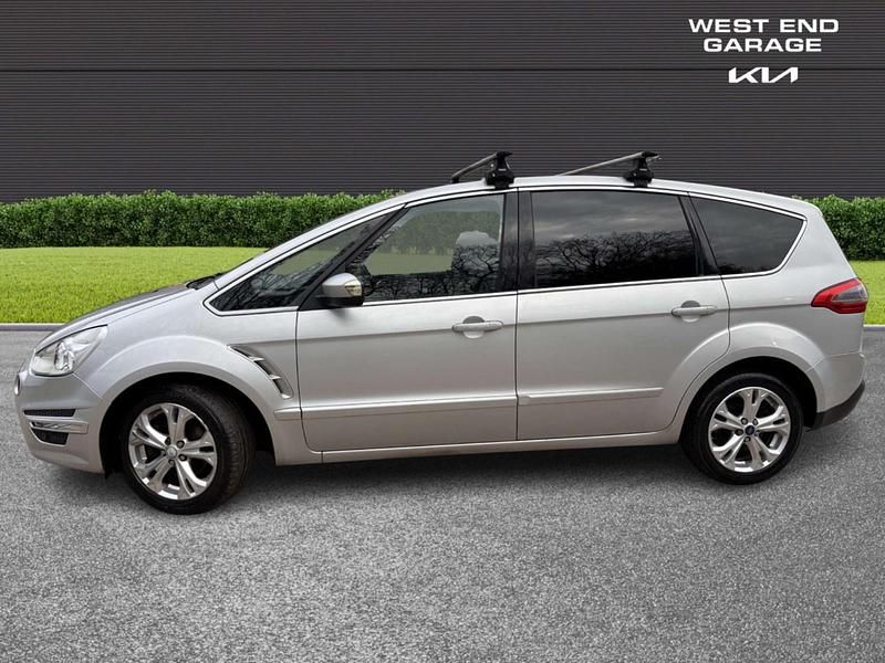 Begagnad Ford S-MAX Titanium 163 HK (119 kW) 2012 Silver Minibuss