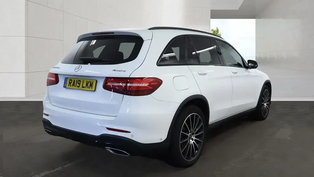 Used Mercedes GLC220 AMG 170 HP (125 kW) 2019 White SUV