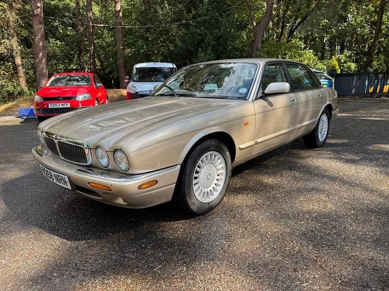 Beige Used 1998 Jaguar XJ8 Sedan | £750 - Image 1/4