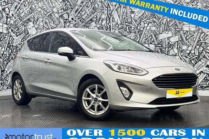 Used Ford Fiesta Zetec 100 HP (73 kW) 2018 Silver Hatchback