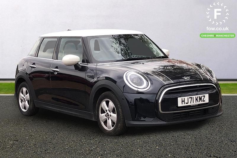 Blue/black Used 2021 Mini Cooper Comfort Hatchback | £15,099 (Fair price) - Image 1/4