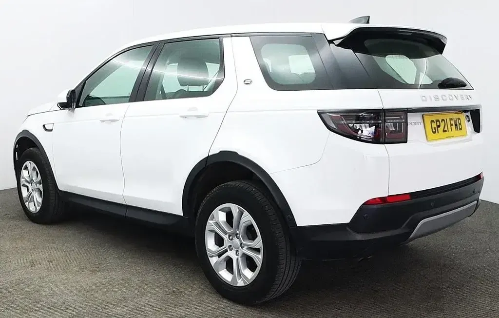 Used Land Rover Discovery Sport S 163 HP (119 kW) 2021 White SUV