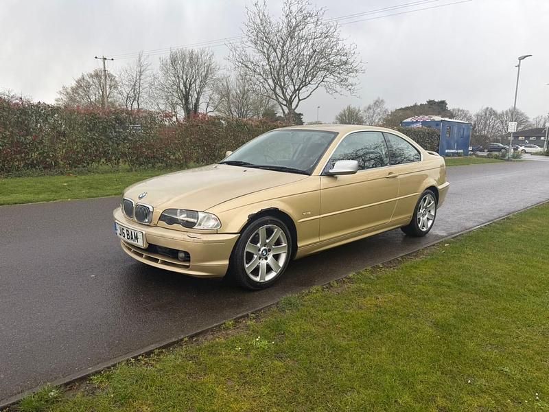 Used BMW 320 2000 Gold Coupe