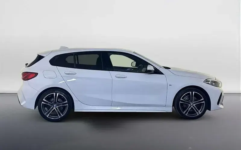 Used BMW 118 M Sport 136 HP (100 kW) 2021 White Hatchback