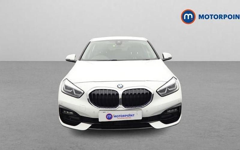 Used BMW 118 Sport Line 136 HP (100 kW) 2024 Hatchback