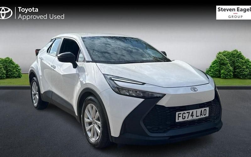 Używany Toyota C-HR 140 KM (102 kW) 2026 SUV