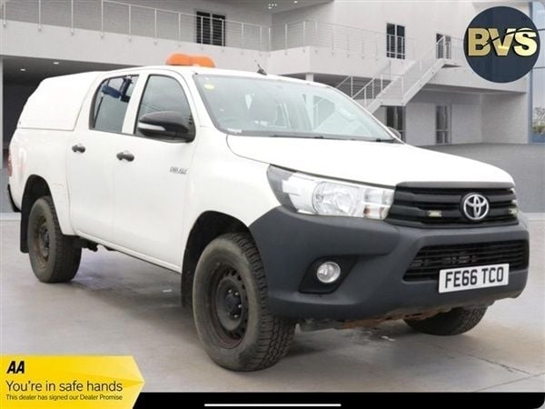 White Used 2016 Toyota HiLux Active Pickup | £15,540 (Good price) - Image 1/1