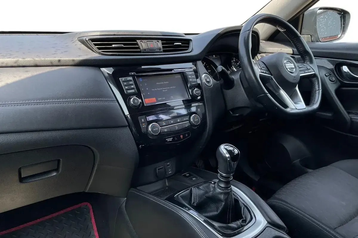 Used Nissan X-Trail N-Connecta 150 HP (110 kW) 2019 Black SUV