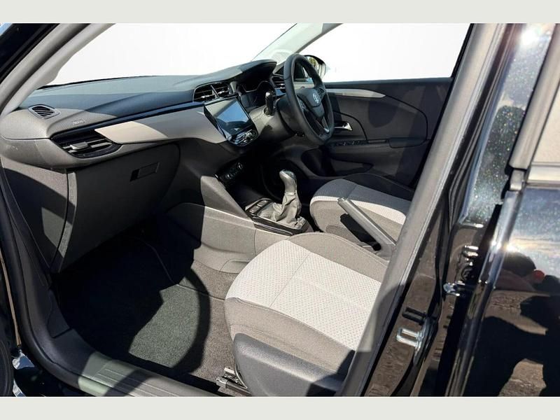 Used Vauxhall Corsa Design Edition 74 HP (54 kW) 2024 Black Hatchback