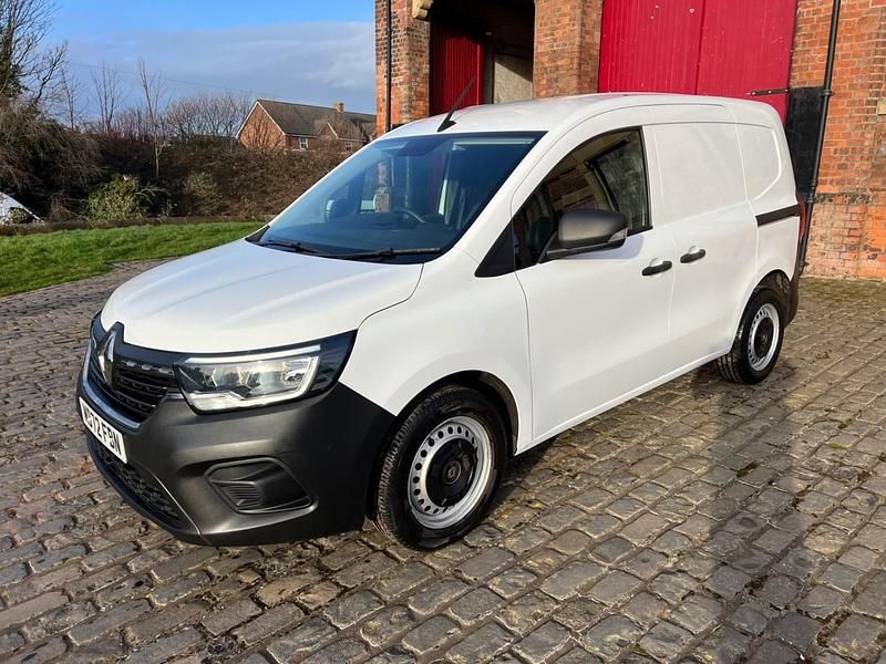 Used Renault Kangoo 2022 White MPV