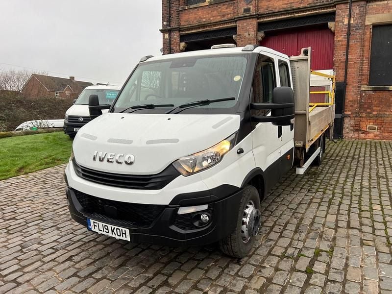 Used Iveco Daily 180 HP (132 kW) 2019 White