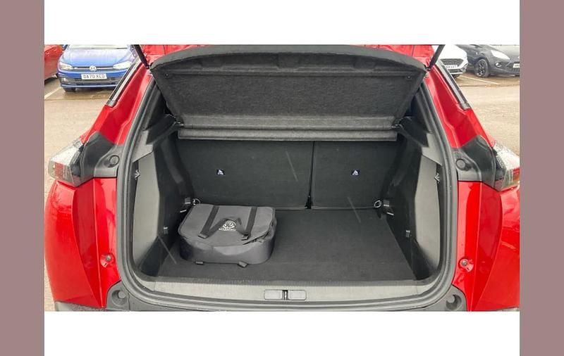 Used Peugeot e-2008 Active+ 100 kW (136 HP) 2023 Red SUV