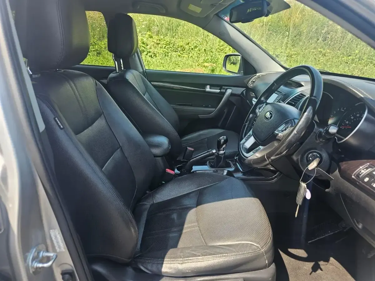 Begagnad Kia Sorento 2014 Silver SUV
