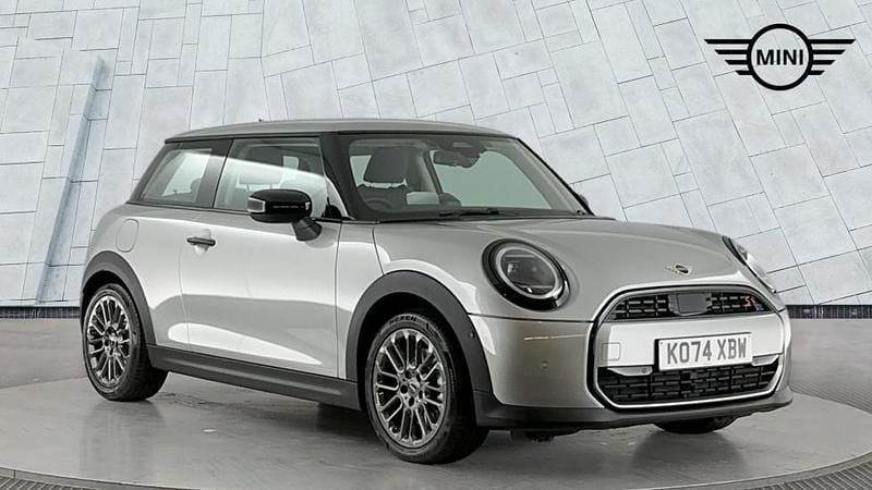 Silver Used 2025 Mini Cooper S Hatch Hatchback | £24,950 (Fair price) - Image 1/4