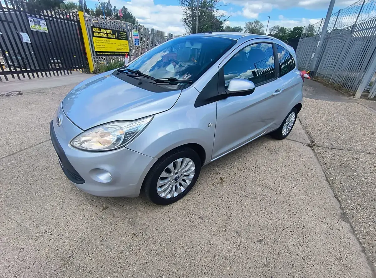Used Ford Ka Zetec 69 HP (50 kW) 2010 Silver Hatchback