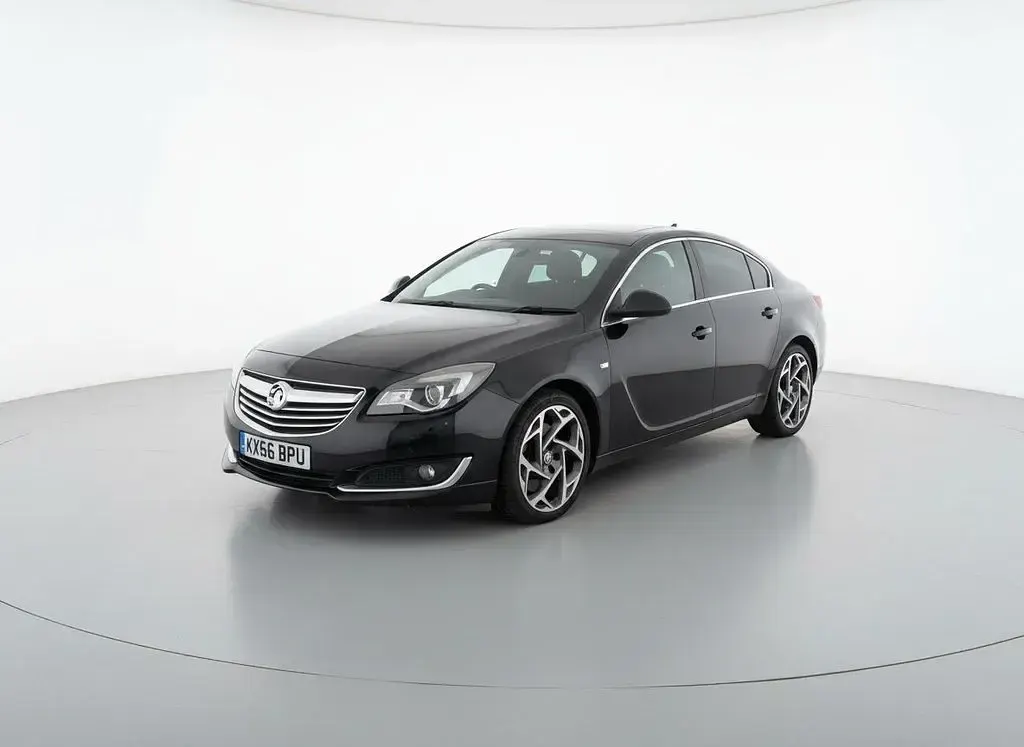 Used Vauxhall Insignia SRi 136 HP (100 kW) 2016 Black Hatchback