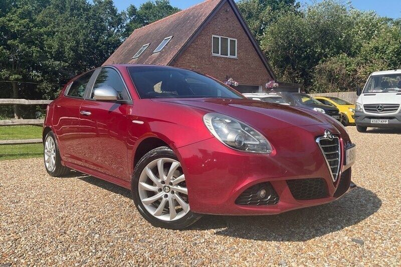 Red Used 2011 Alfa Romeo Giulietta Veloce Hatchback | £2,695 (Good price) - Image 1/1
