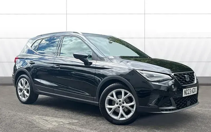 Begagnad Seat Arona FR 110 HK (80 kW) 2023 SUV