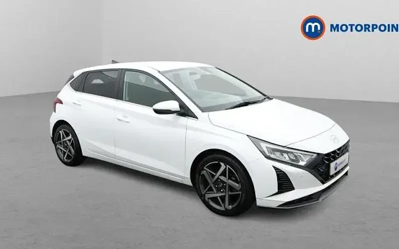 Used Hyundai i20 Premium 101 HP (74 kW) 2024 Hatchback