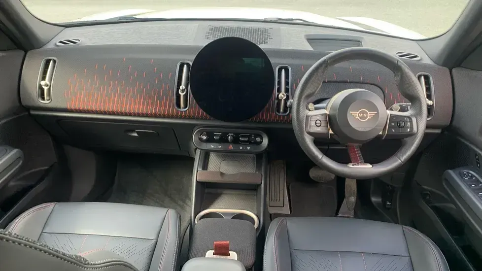 Używany Mini Countryman 215 KM (158 kW) 2025 Biały SUV