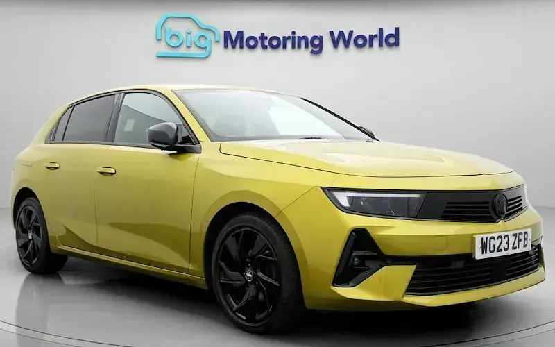 Used Vauxhall Astra 131 HP (96 kW) 2023 Hatchback