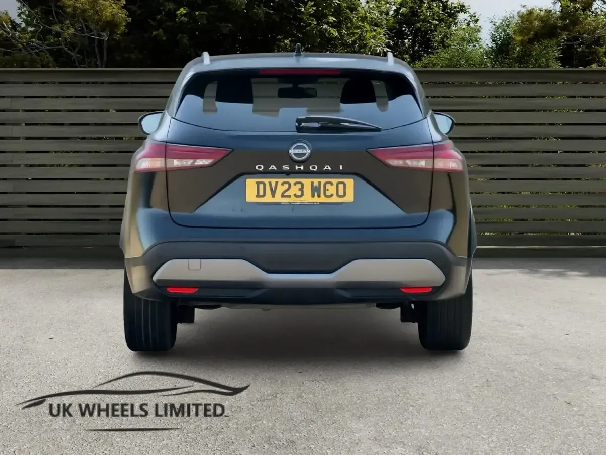 Used Nissan Qashqai N-Connecta 158 HP (116 kW) 2023 Black SUV