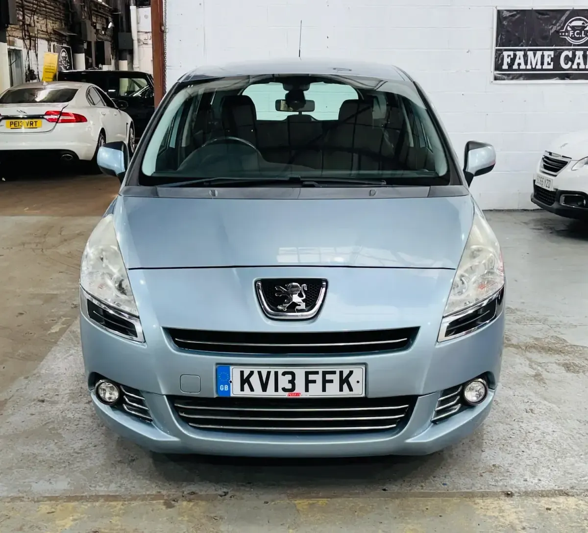 Used Peugeot 5008 Active 163 HP (119 kW) 2013 Blue MPV