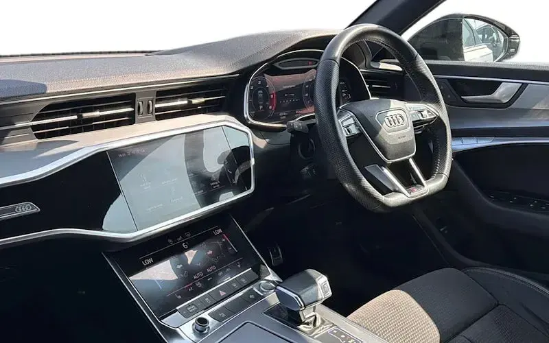 Used Audi A6 Black Edition 204 HP (150 kW) 2020 Silver Sedan