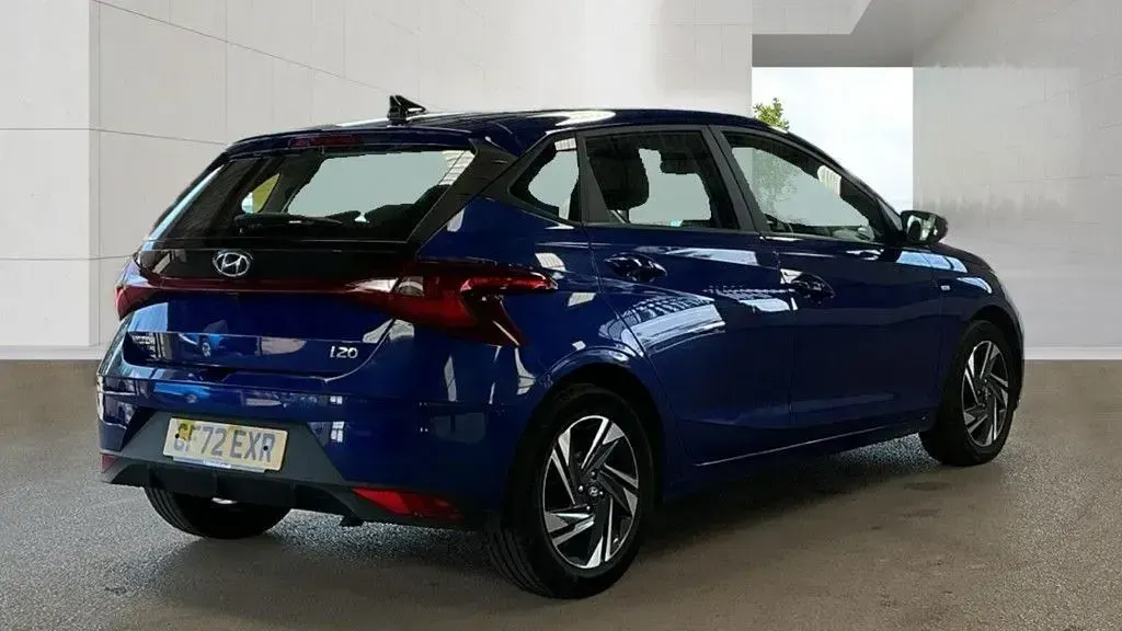 Used Hyundai i20 SE 100 HP (73 kW) 2022 Blue Hatchback