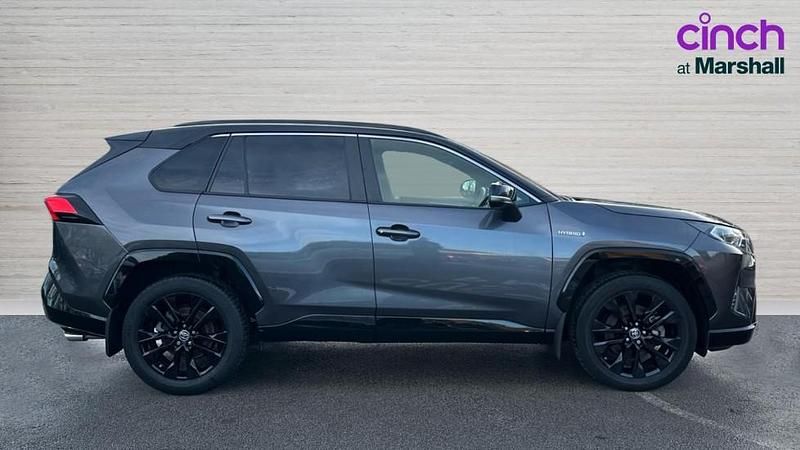 Used Toyota RAV4 Hybrid 218 HP (160 kW) 2021 Grey SUV