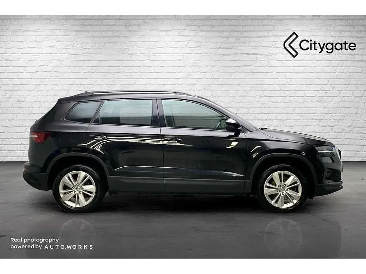 Used Skoda Karoq SE Drive 110 HP (80 kW) 2024 Black magic pearl effect SUV
