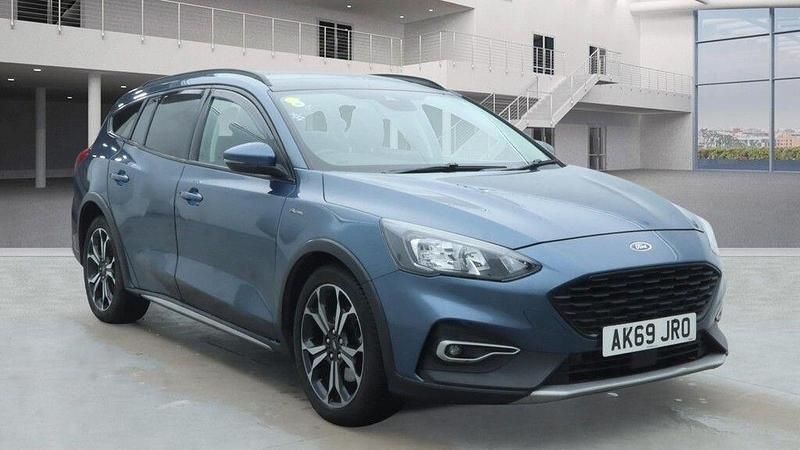Blue Used 2020 Ford Focus Active Estate | £12,995 (Fair price) - Image 1/4