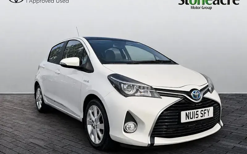Used Toyota Yaris 101 HP (74 kW) 2016 Hatchback