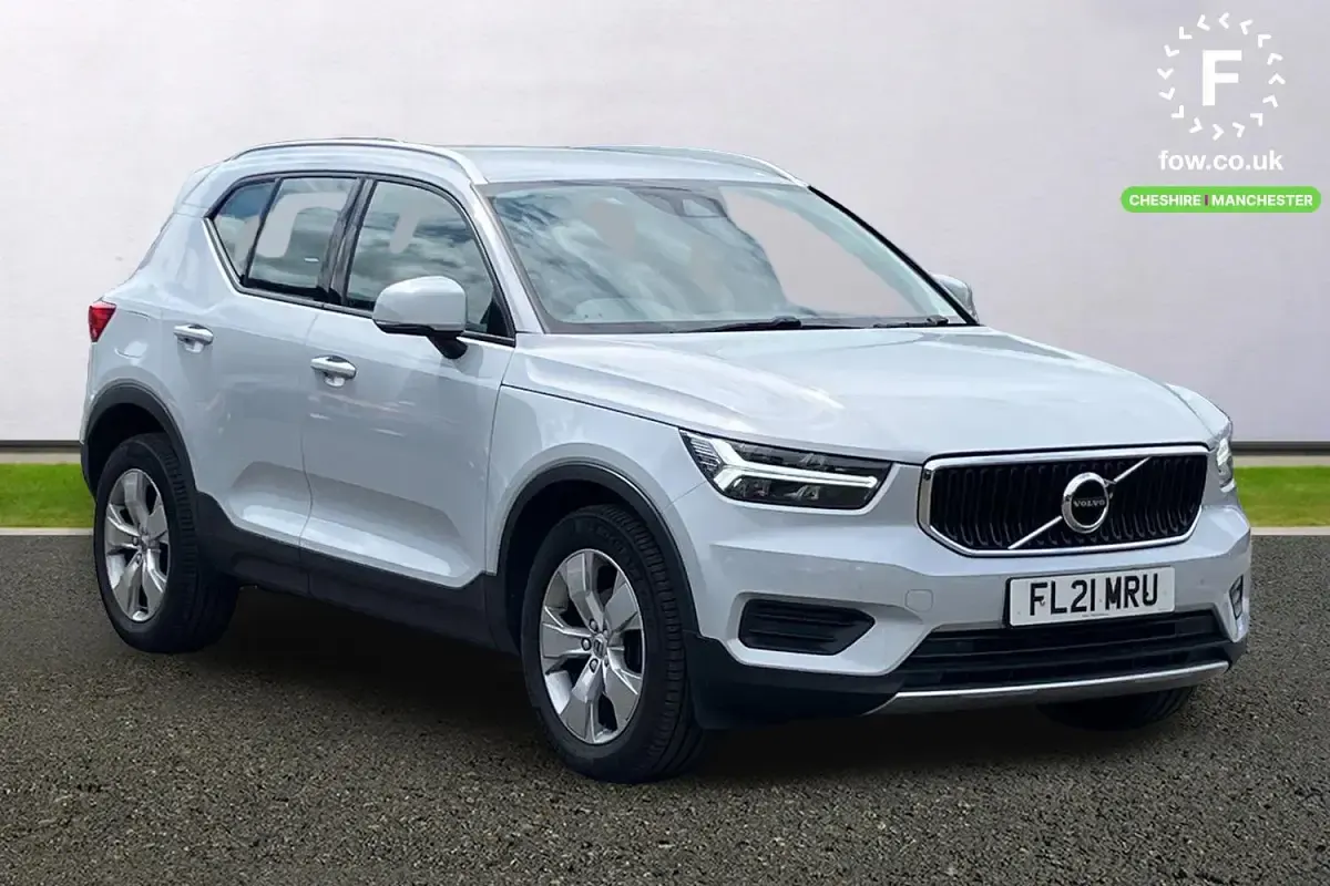 Used Volvo XC40 Momentum 163 HP (119 kW) 2021 SUV