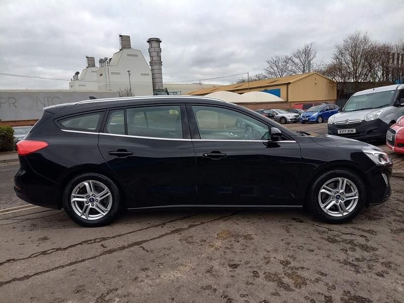 Used Ford Focus Zetec 120 HP (88 kW) 2018 Black Estate