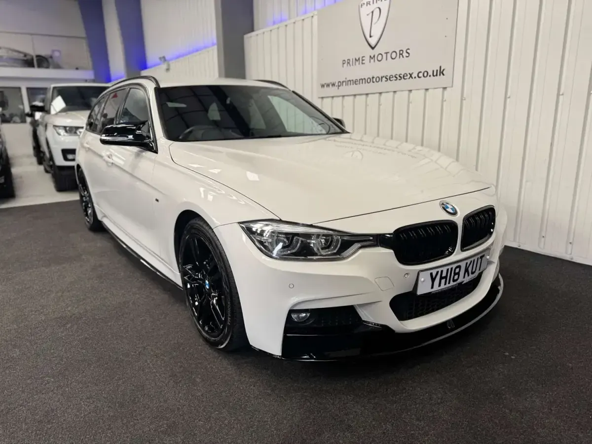 Usado BMW 330 M Sport 2018 Blanco Familiar