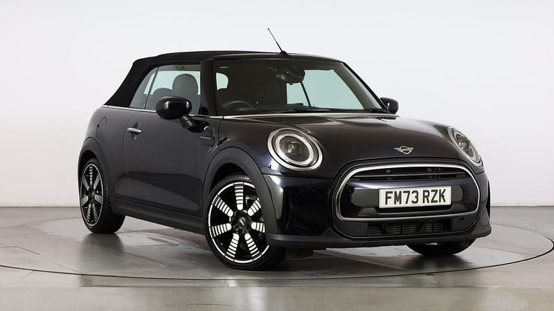 Black Used 2023 Mini Cooper Exclusive Hatchback | £24,000 (A bit pricey) - Image 1/4