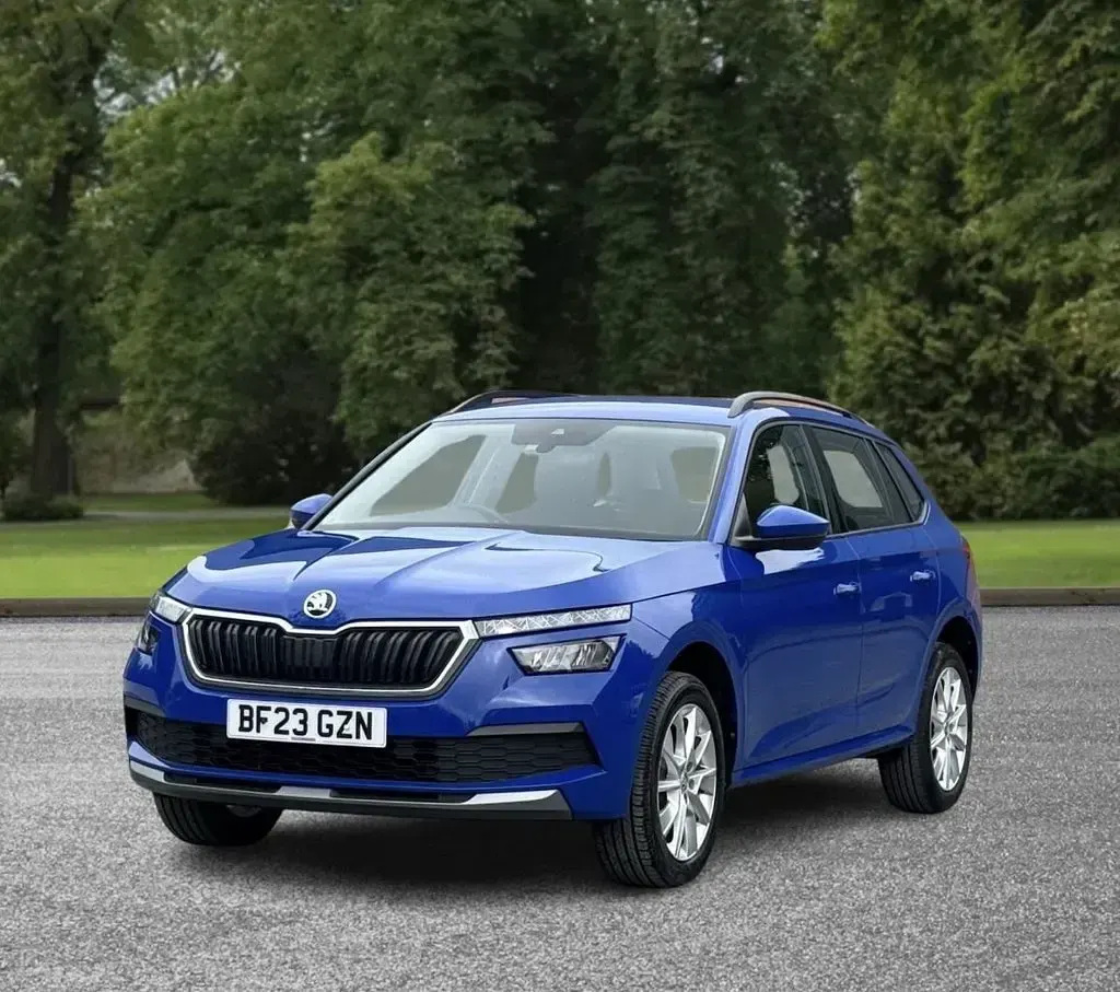 Used Skoda Kamiq SE 95 HP (69 kW) 2023 Blue SUV