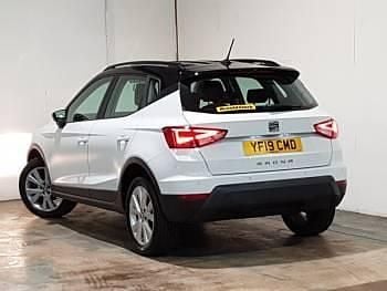 Used Seat Arona SE Technology 95 HP (69 kW) 2019 White SUV
