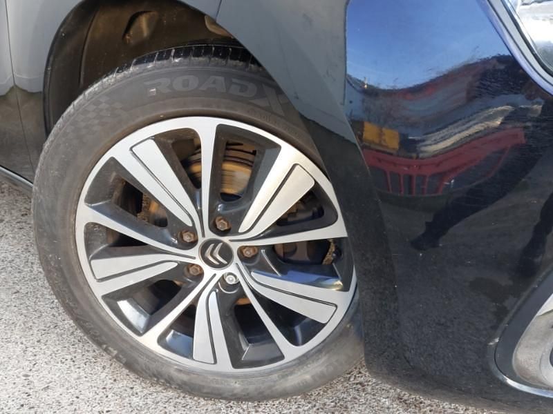 Black Used 2019 Citroën C4 Feel SUV | £11,998 (A bit pricey) - Image 1/4