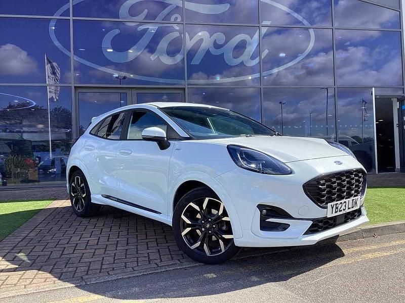 Frozen white Used 2023 Ford Puma Gen-E ST-Line X SUV | £16,298 (Fair price) - Image 1/4