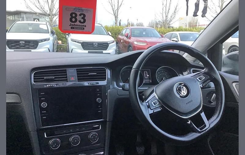 Used VW Golf VII SE 113 HP (83 kW) 2017 Grey Hatchback