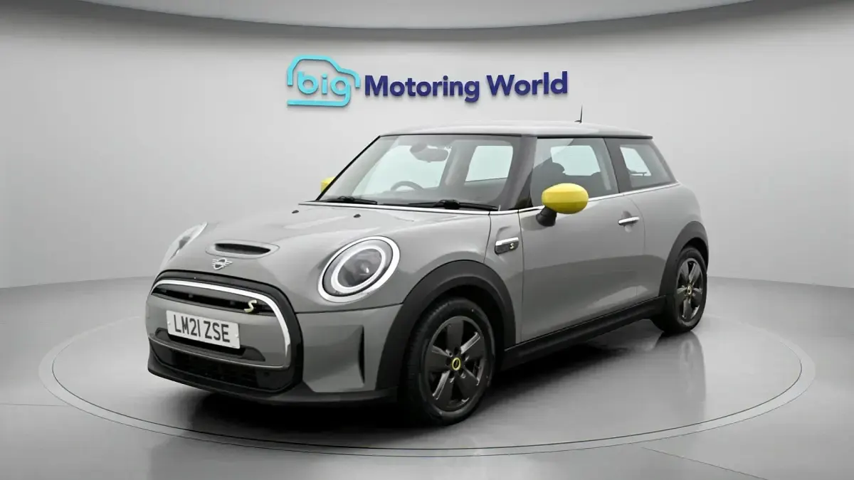 Used Mini Cooper SE Hatch 133 kW (181 HP) 2021 Hatchback