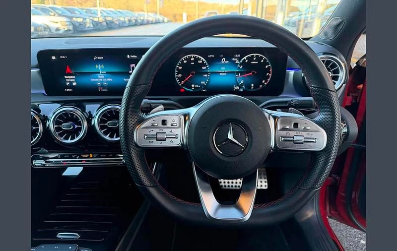 Used Mercedes A180 Executive 134 HP (98 kW) 2022 Red Hatchback
