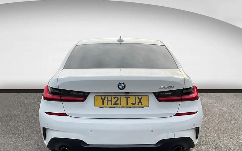 Used BMW 320 M Sport 184 HP (135 kW) 2021 White Sedan